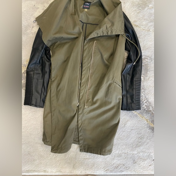 Dex Coat - Picture 2 of 5